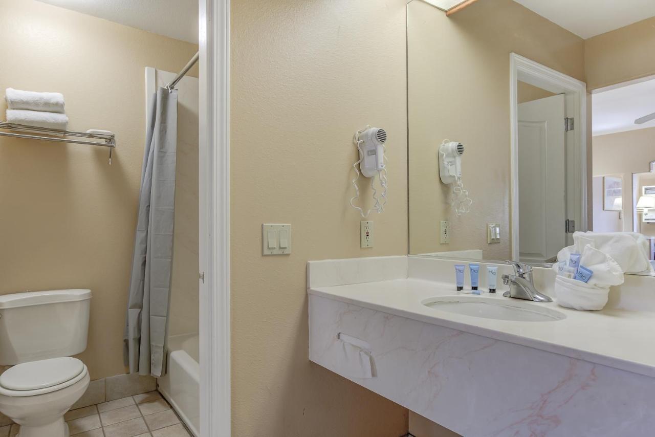 Shasta Pines Motel & Suites Burney Exterior foto