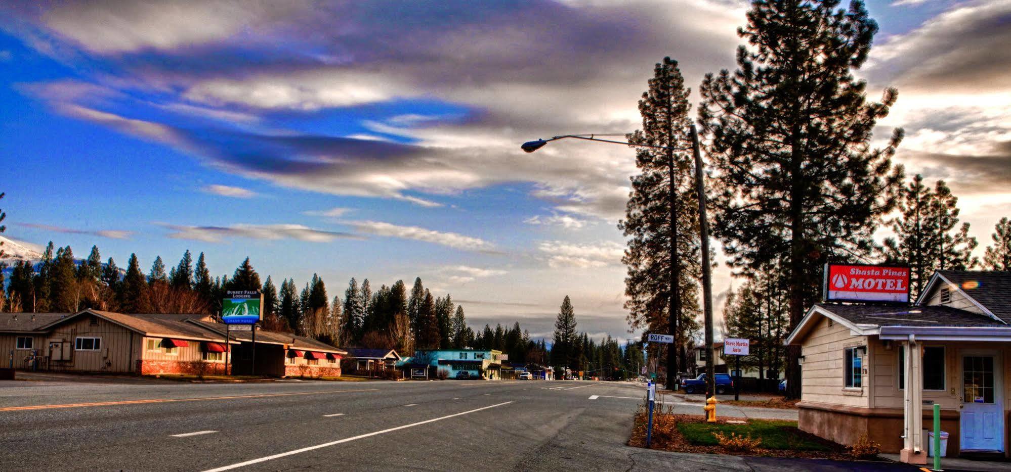 Shasta Pines Motel & Suites Burney Exterior foto